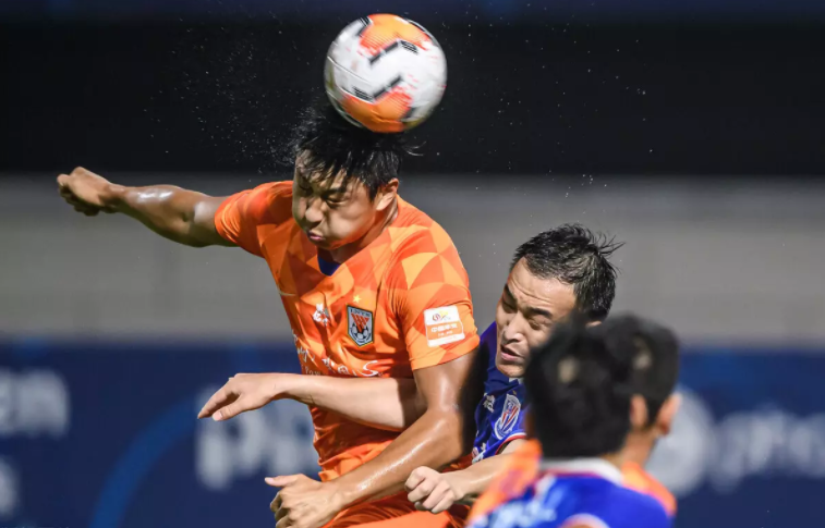 多米网页版 -包含广州队内部会议纪要流出——冲刺阶段主帅复盘，葡超使命明确，心理建设被强调的词条