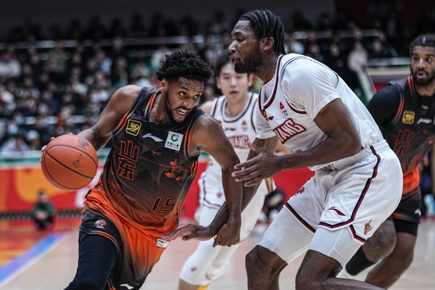 包含这也行？山东男篮造点机会备战NBA季后赛转会期山东泰山调整名单以备德甲，集结日切尔西备战德甲的词条