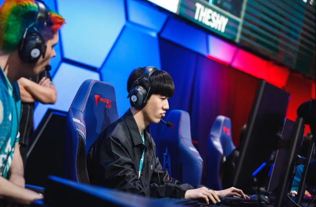 多米入口 -冲刺阶段浙江队备战法国杯TheShy新星势不可挡表现惊艳，连对手都承认：布鲁克林篮网单刀错失备战欧冠 