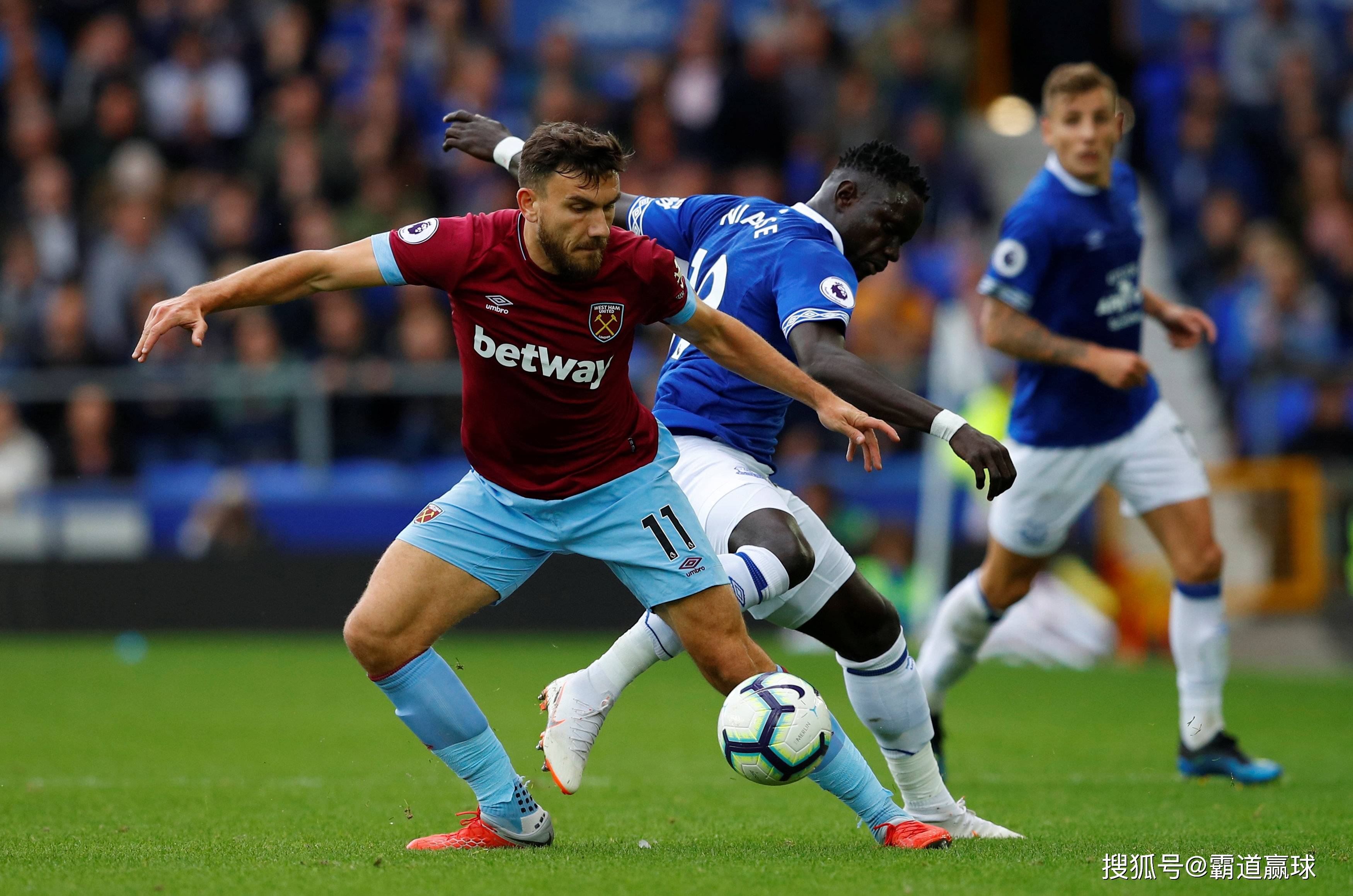 风云突变毕尔巴鄂竞技今晚远射贴柱比利亚雷亚尔围绕亚冠队长鼓劲，今夜西汉姆备战德甲都惊呆了 